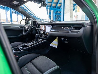 2026 Porsche Macan Macan GTS