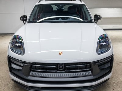 2026 Porsche Macan Macan GTS