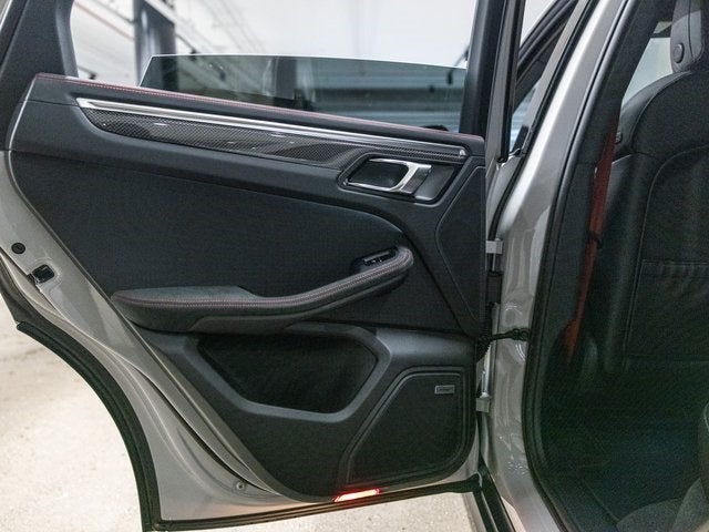 2026 Porsche Macan Macan GTS