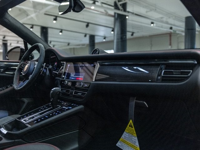 2026 Porsche Macan Macan GTS