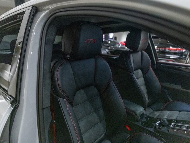 2026 Porsche Macan Macan GTS