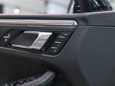 2026 Porsche Macan Macan GTS