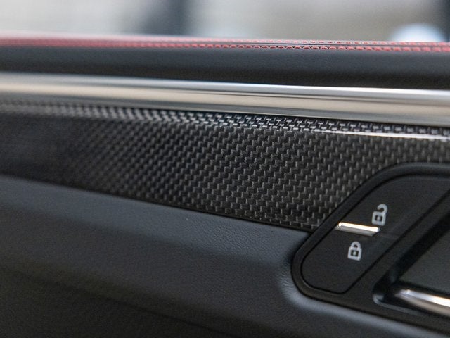 2026 Porsche Macan Macan GTS