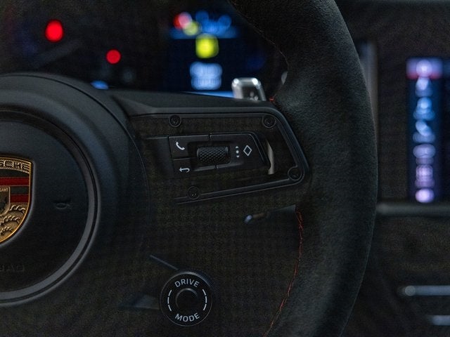 2026 Porsche Macan Macan GTS