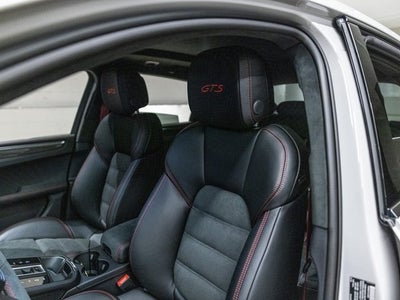 2026 Porsche Macan Macan GTS