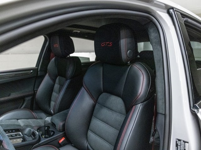 2026 Porsche Macan Macan GTS