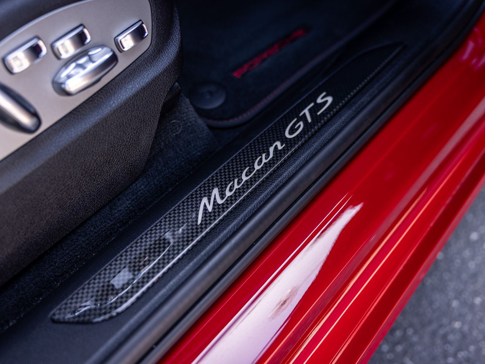 2024 Porsche Macan GTS