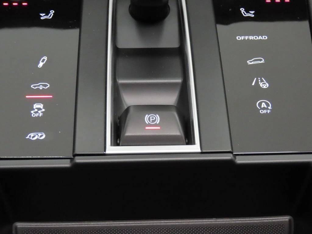2026 Porsche Macan Macan GTS