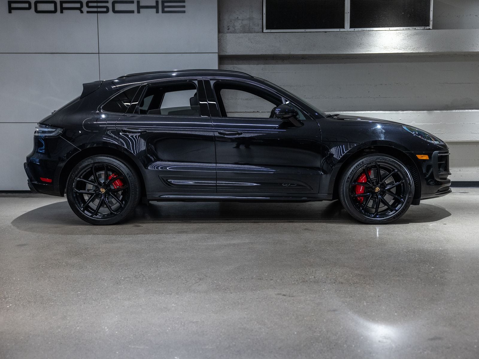 2024 Porsche Macan Macan GTS