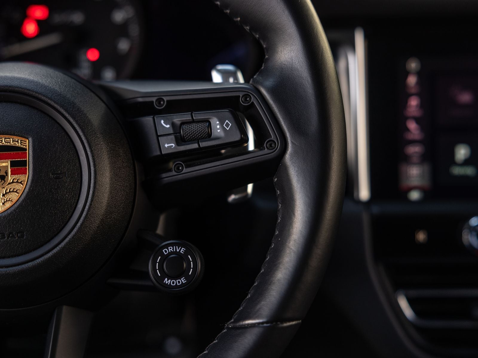 2024 Porsche Macan Macan GTS