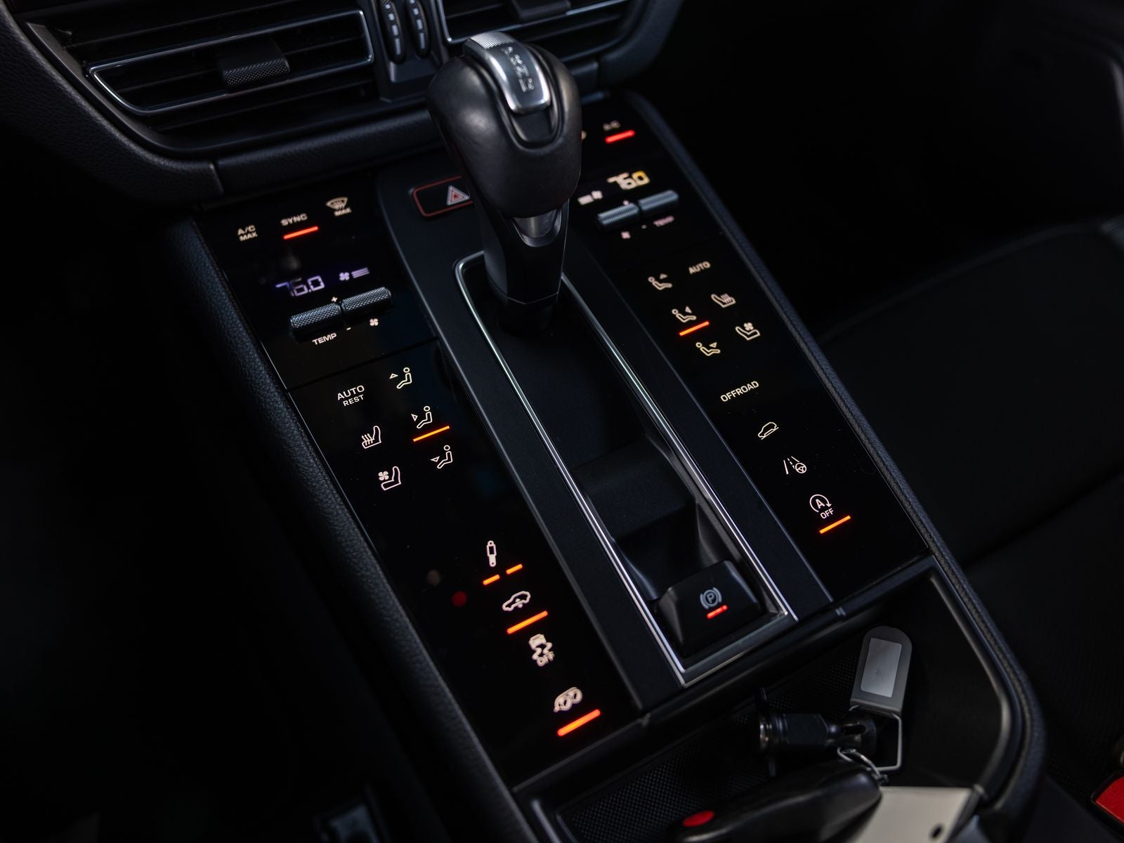 2024 Porsche Macan Macan GTS