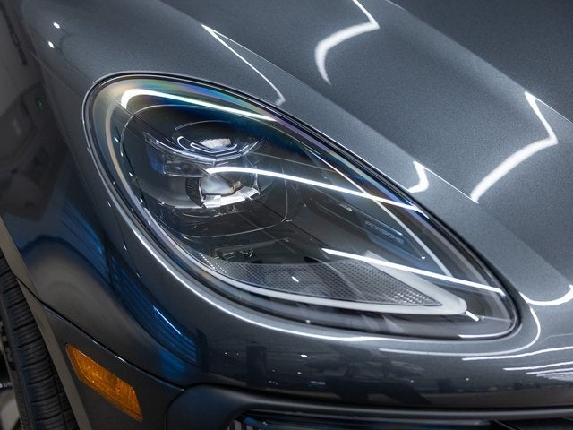 2026 Porsche Macan Macan GTS