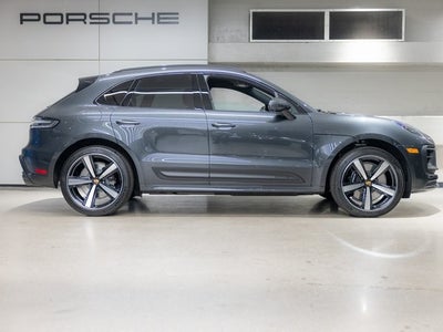 2026 Porsche Macan Macan GTS