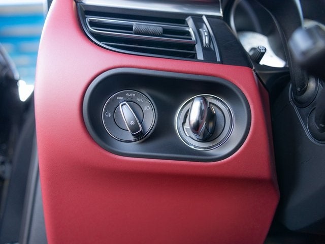 2026 Porsche Macan Macan GTS