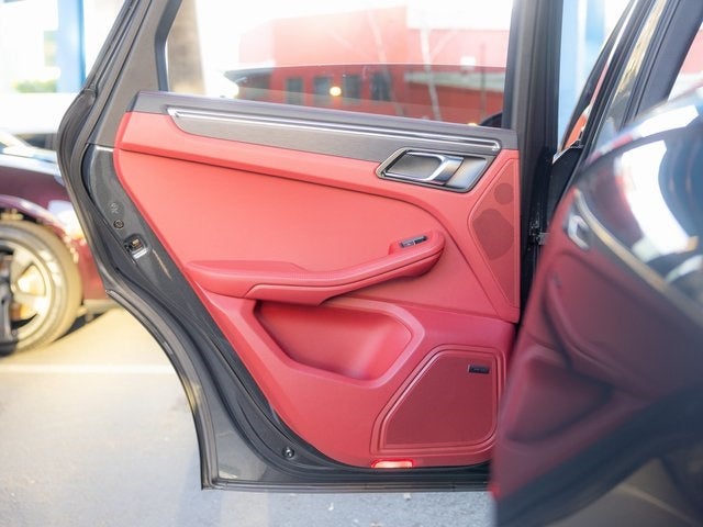 2026 Porsche Macan Macan GTS