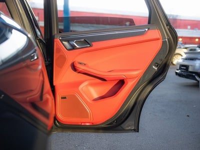 2026 Porsche Macan Macan GTS