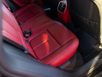 2026 Porsche Macan Macan GTS