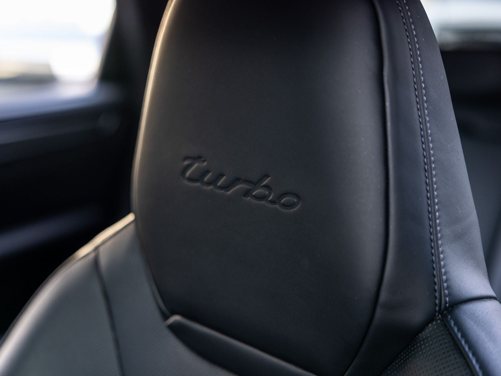 2023 Porsche Cayenne Turbo