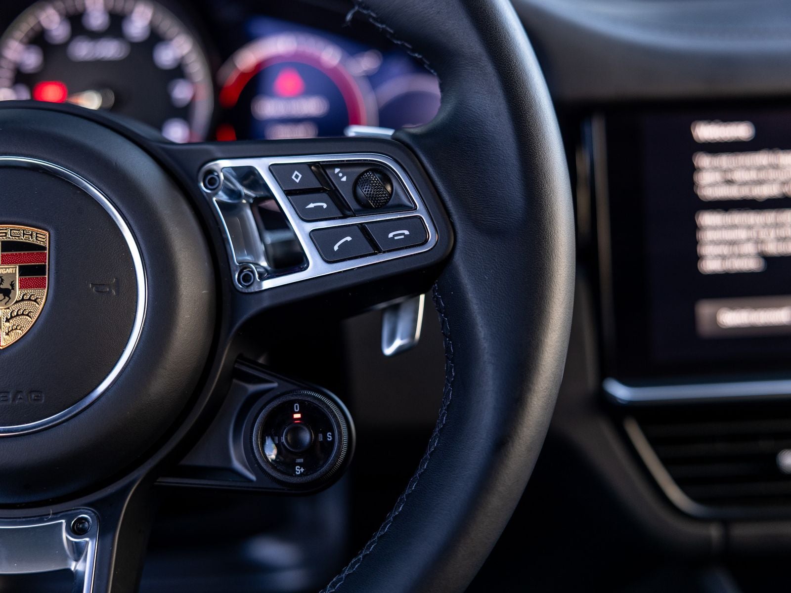 2023 Porsche Cayenne Turbo