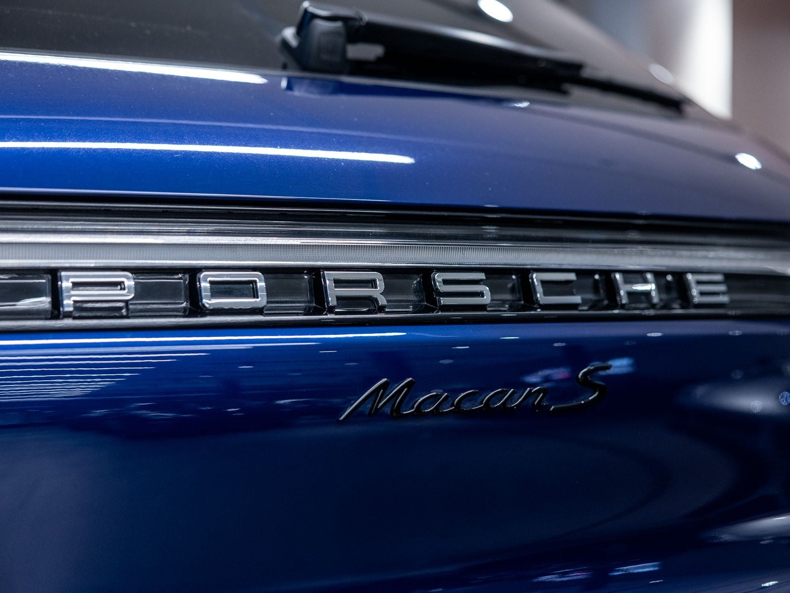 2023 Porsche Macan S