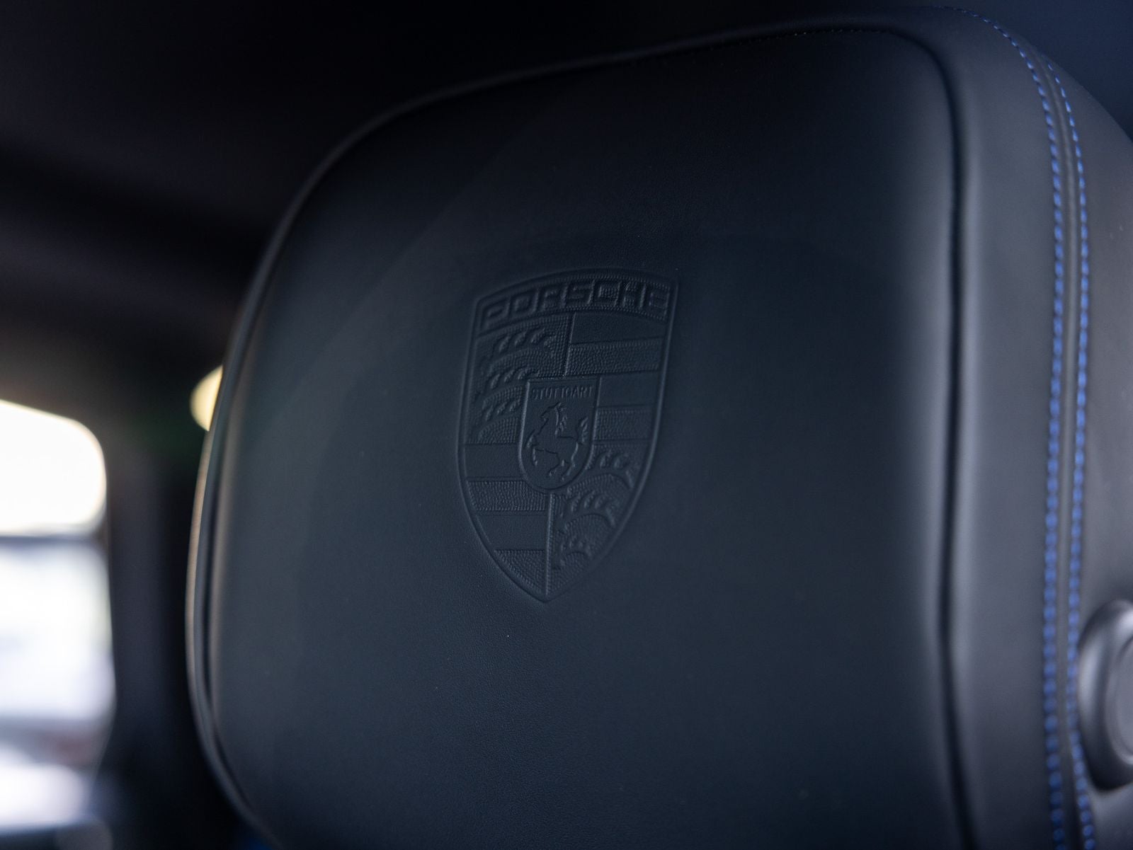 2023 Porsche Macan S