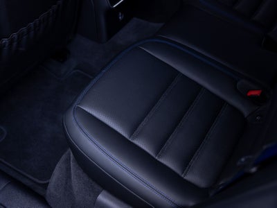 2023 Porsche Macan S