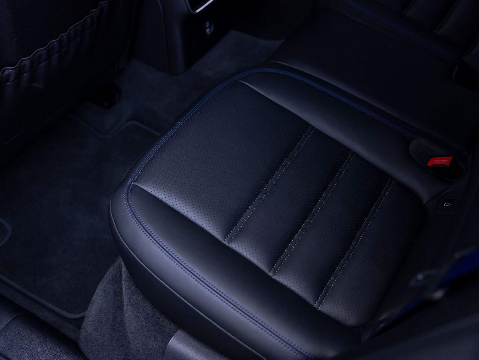 2023 Porsche Macan S
