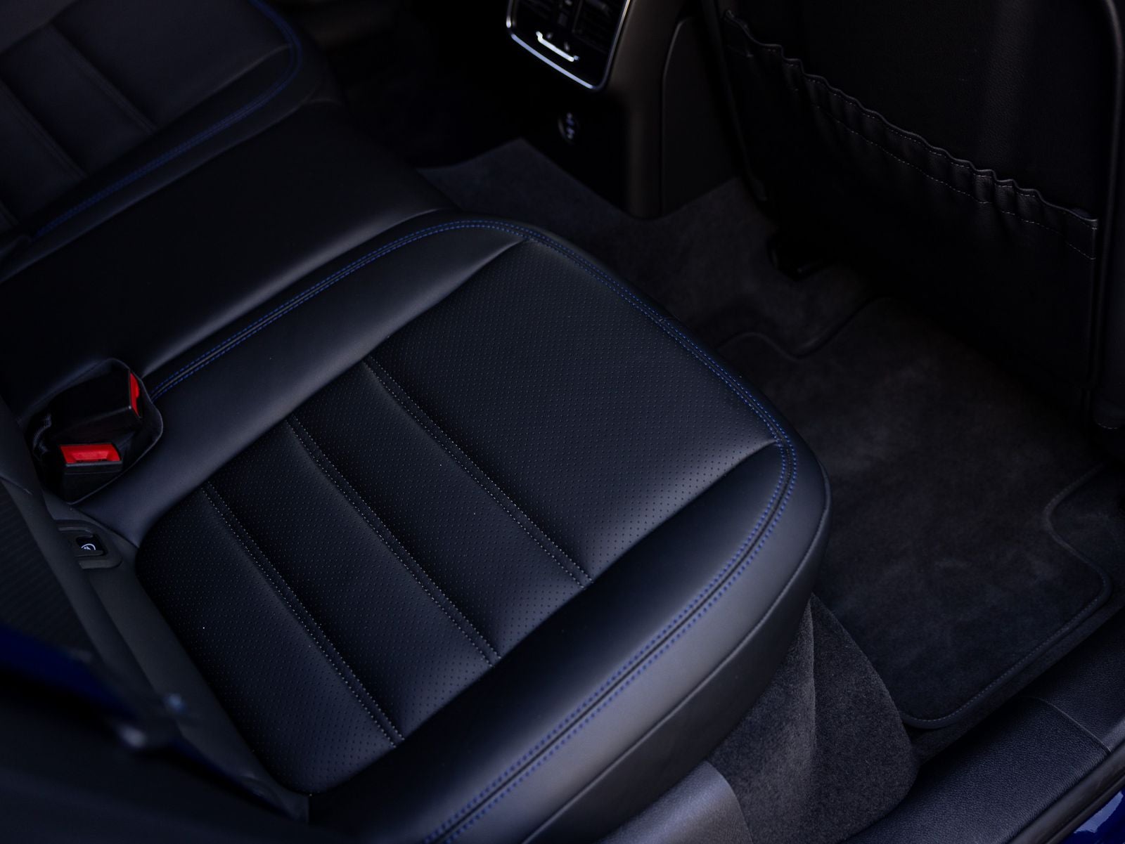 2023 Porsche Macan S