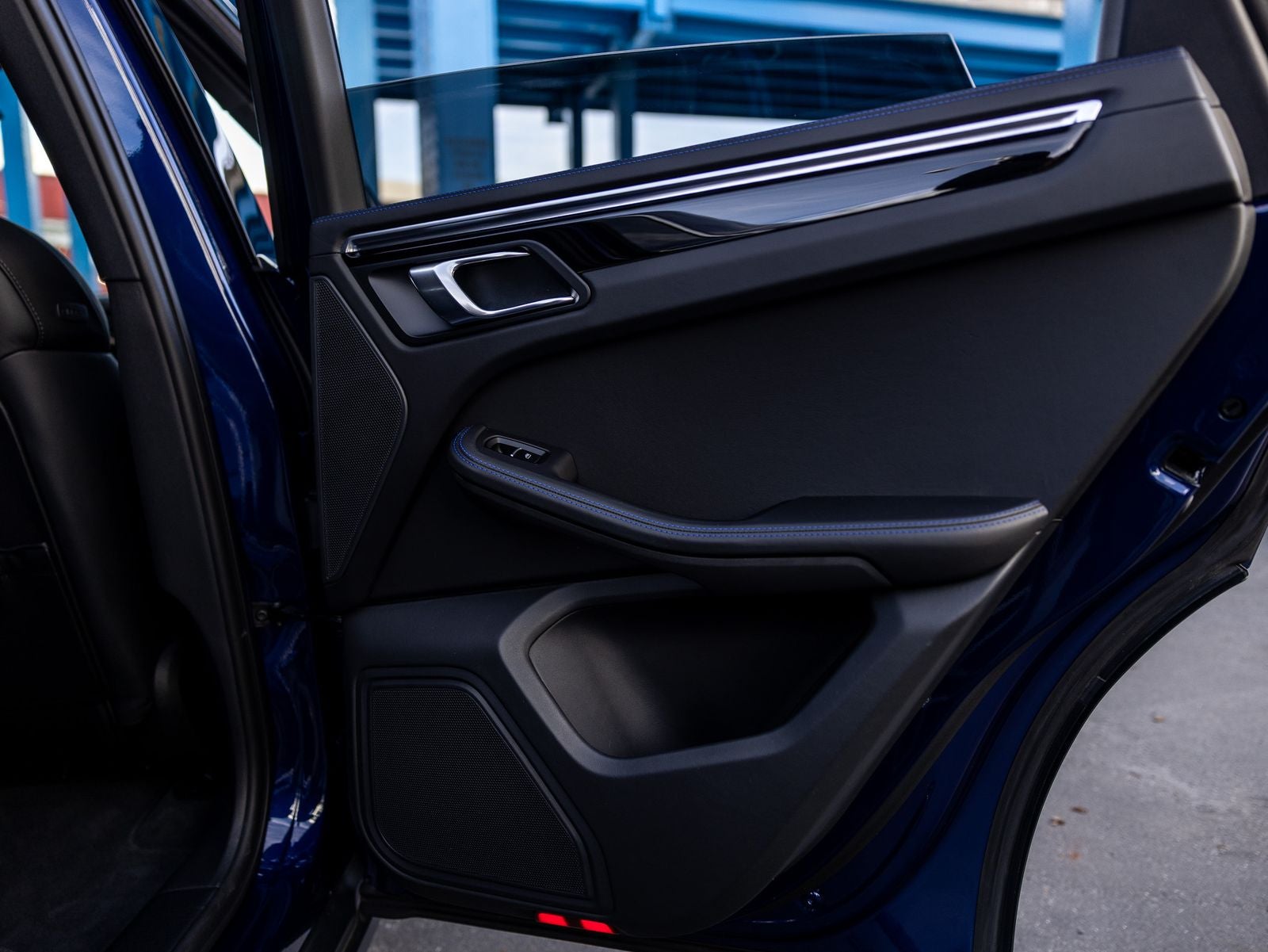 2023 Porsche Macan S