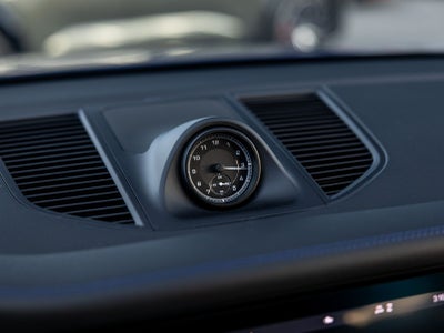 2023 Porsche Macan S