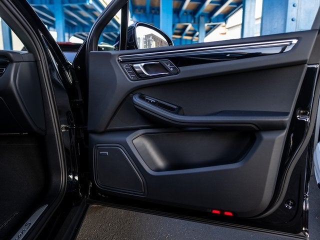 2026 Porsche Macan Macan S