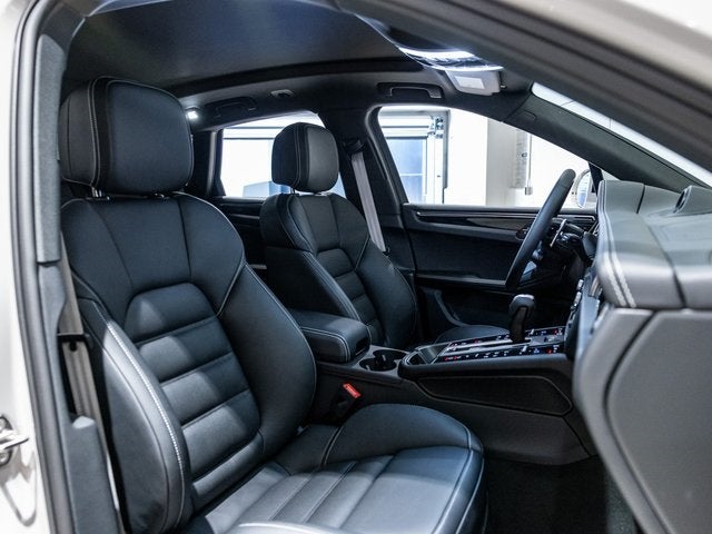 2025 Porsche Macan Macan S