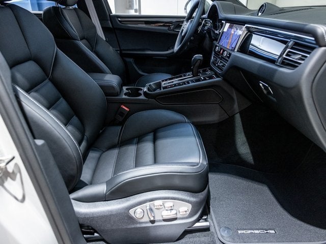 2025 Porsche Macan Macan S