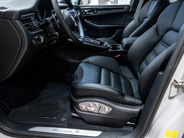 2025 Porsche Macan Macan S