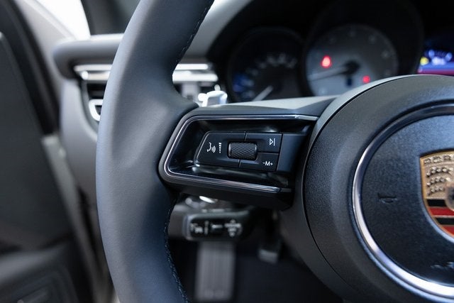 2025 Porsche Macan Macan S