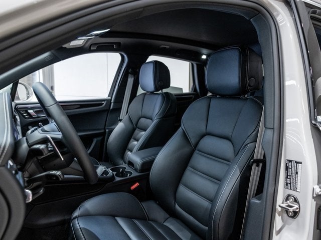 2025 Porsche Macan Macan S