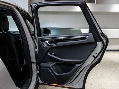 2025 Porsche Macan Macan S