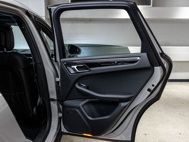 2025 Porsche Macan Macan S