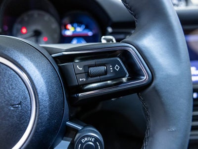 2025 Porsche Macan Macan S