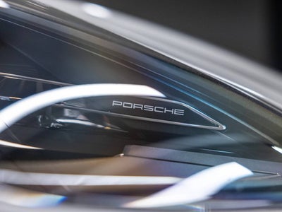 2025 Porsche Macan Macan S