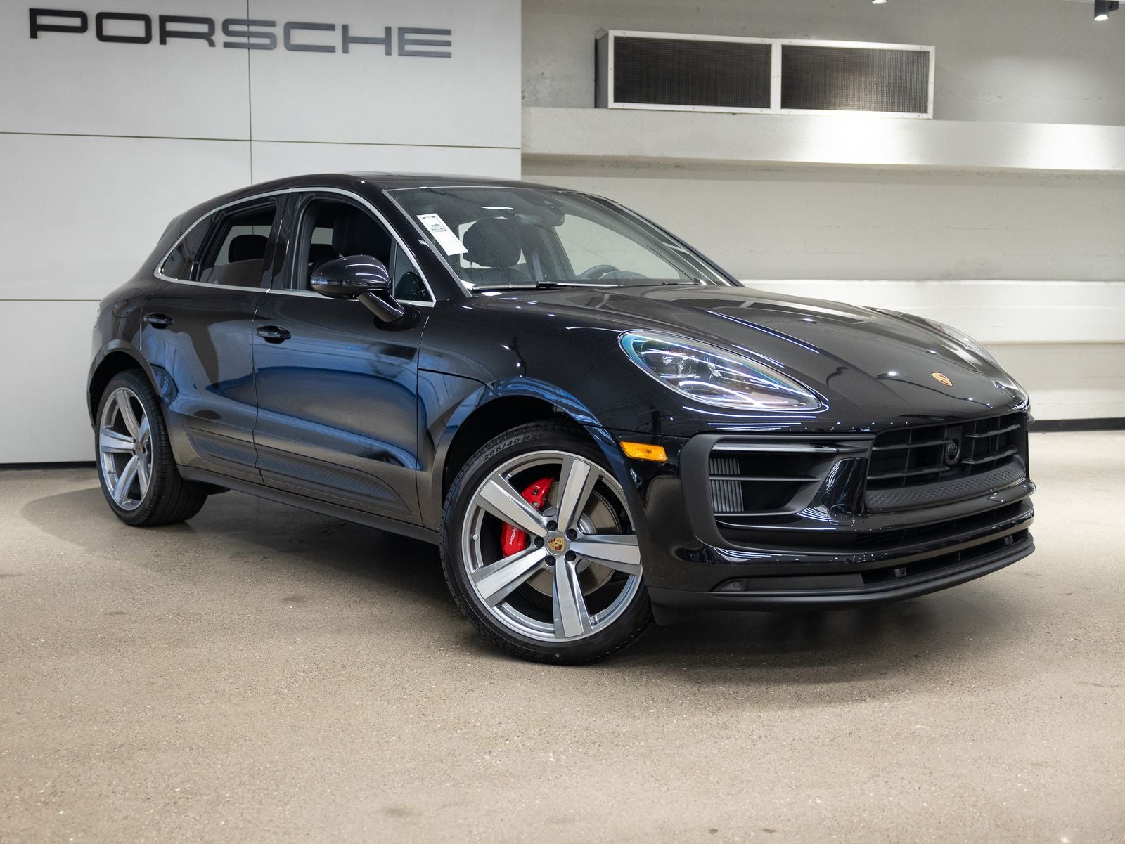 2025 Porsche Macan S