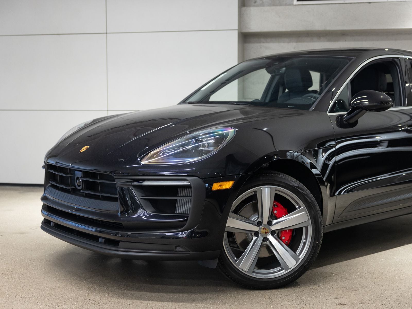 2025 Porsche Macan S