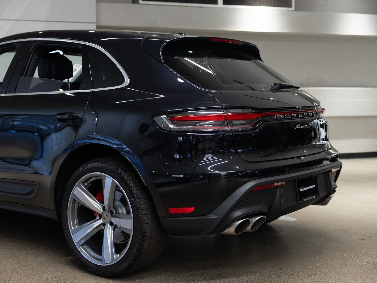 2025 Porsche Macan S