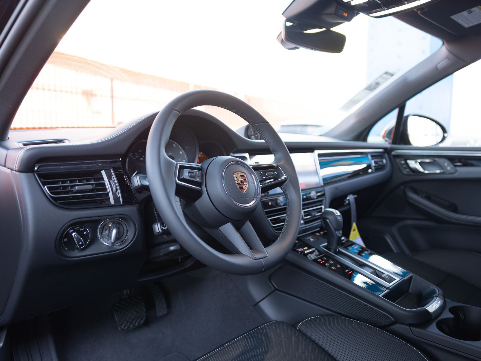 2025 Porsche Macan S