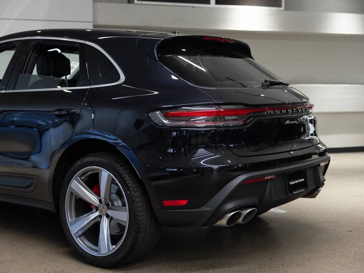 2025 Porsche Macan Macan S