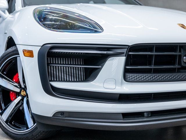 2025 Porsche Macan Macan S