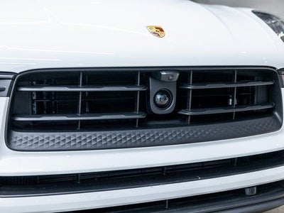 2025 Porsche Macan Macan S