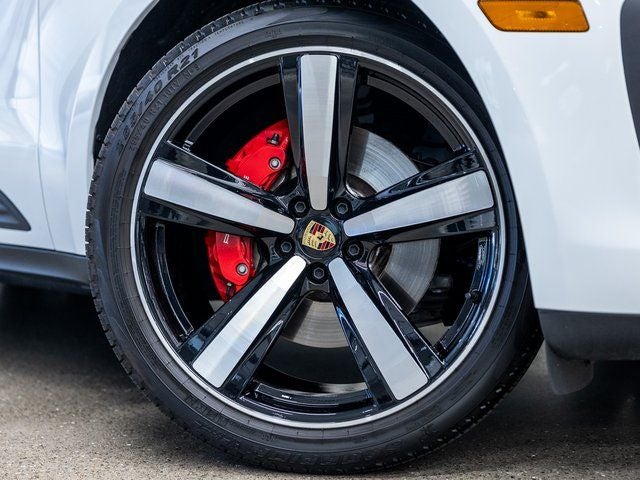 2025 Porsche Macan Macan S