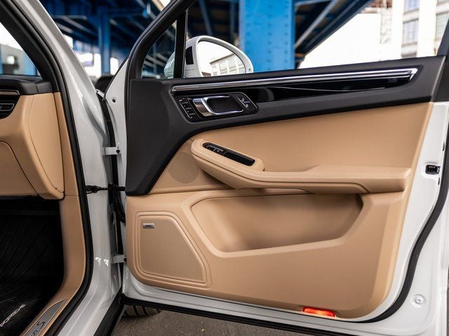 2025 Porsche Macan Macan S