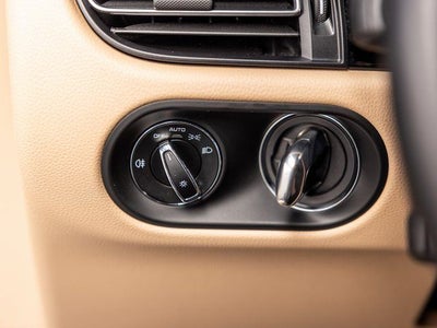 2025 Porsche Macan Macan S